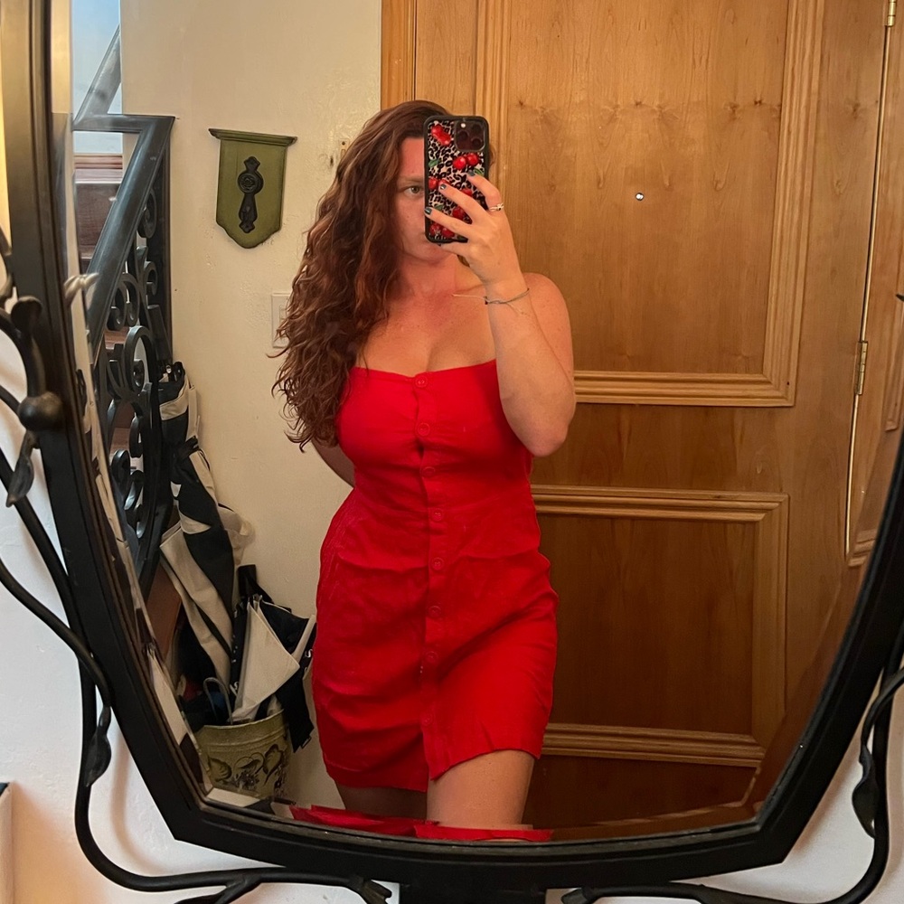 Red Sundress - Picture 4 of 5